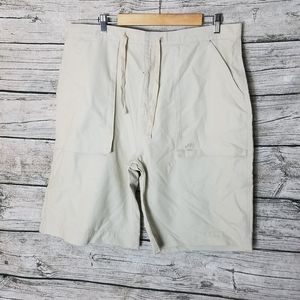 timberland weathergear Beige Short Size 40.Waist approx: 20 inches Inseam app